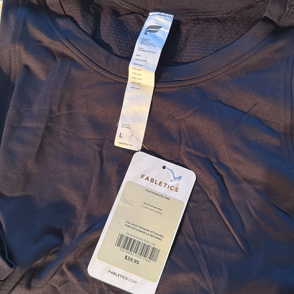 Fablectics Tank - Picture 3 of 3